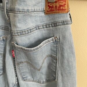 Levi's Classic Light Blue Straight Jeans